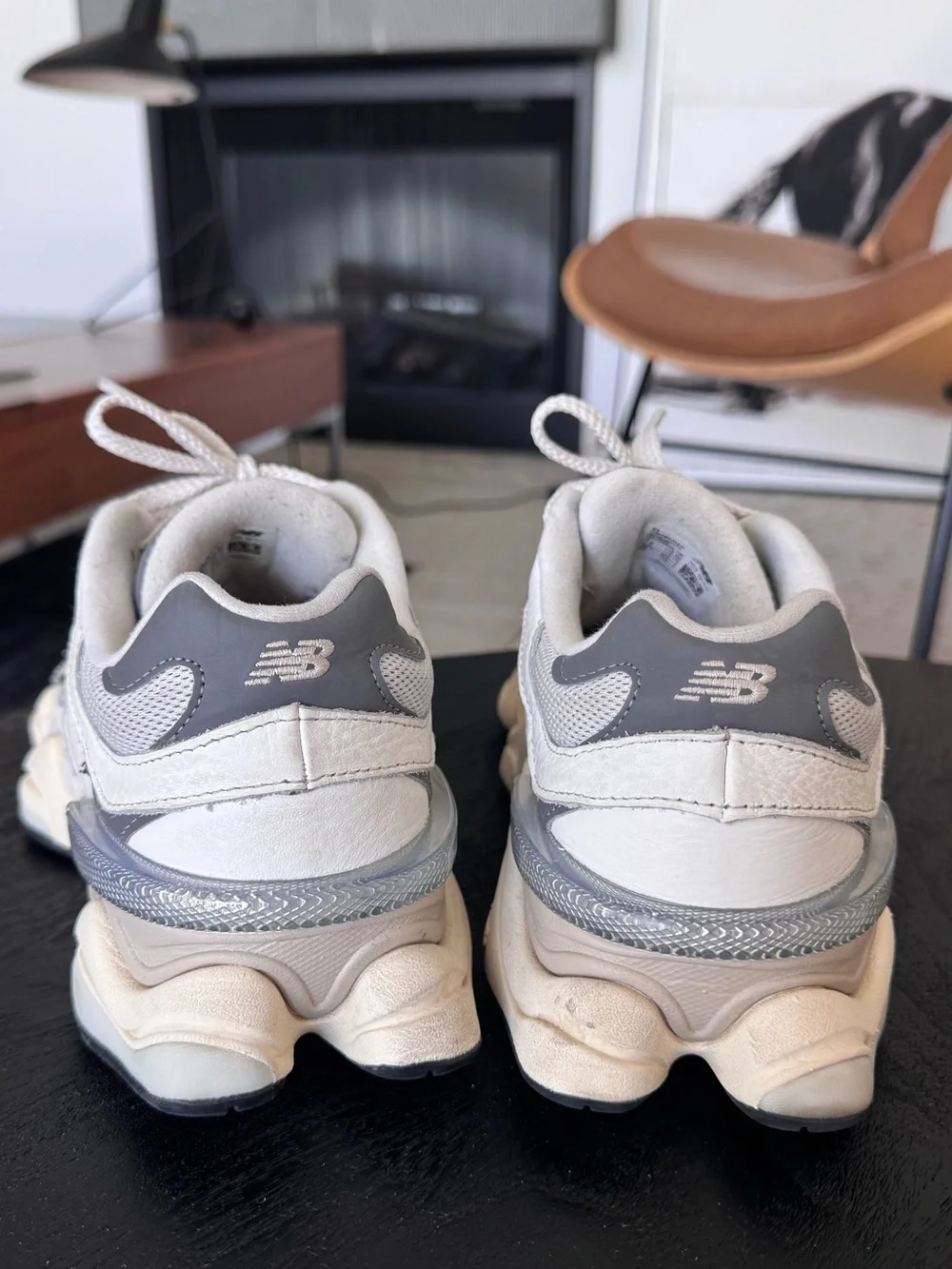 New Balance White and Gray Women's Athletic Sneakers size ze 7,5 - Picture 4 of 7